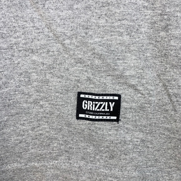 Grizzly Griptape T-Shirt OG Bear Gray & Black Short Sleeve tee Men's Large NWOT - Picture 3 of 5